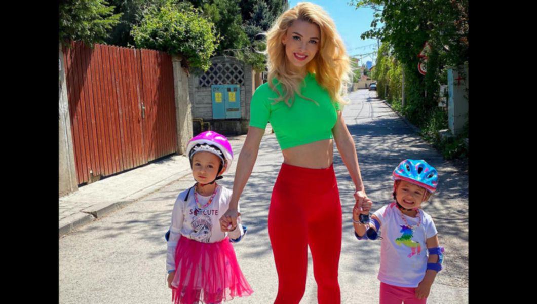 Andreea Bălan a ajuns de urgenţă la spital dupa ce s-a dat cu rolele cu fiicele sale