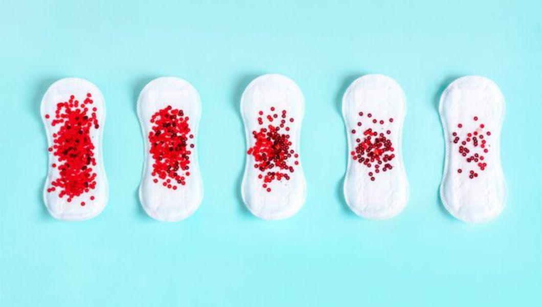 reprezentare cheaguri de sânge la menstruație