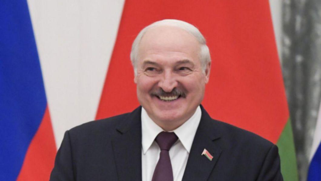 Aleksandr Lukasenko zambeste larg