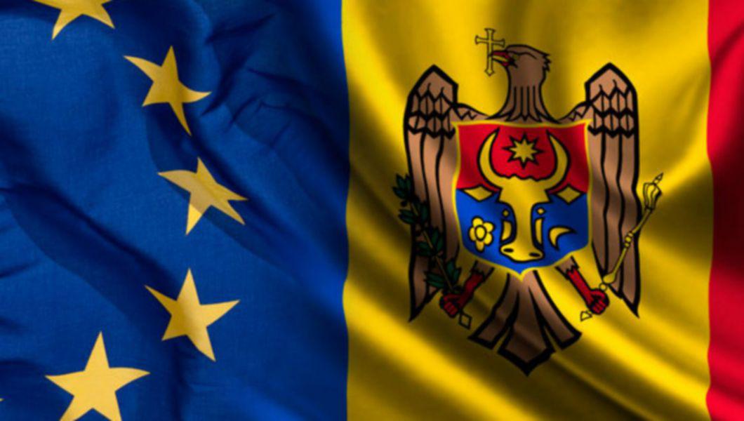 colaj steag Republica Moldova si Uniunea Europeană