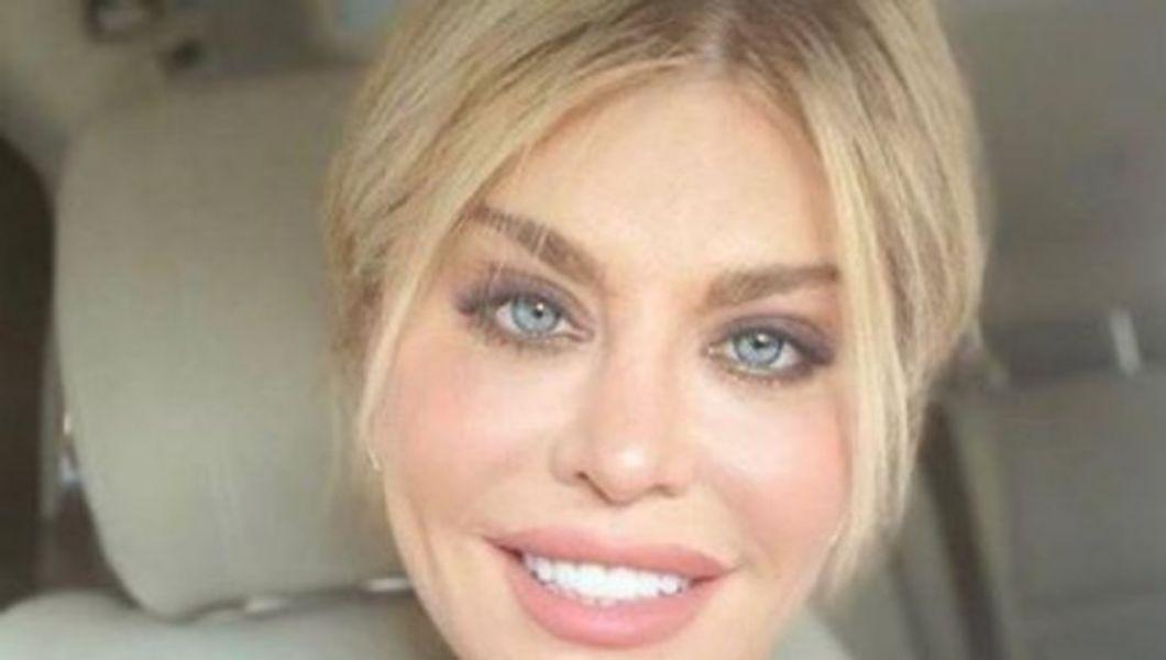 Ce Operatii Are Loredana Groza Un Medic Estetician A Spus O Conturul Fetei Nas Buze Gat Pometi Cearcane Toata Fata E Modificata Buna Ziua Iasi Bzi Ro