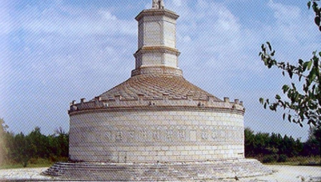 Enigma Monumentului De La Adamclisi Bzi Ro