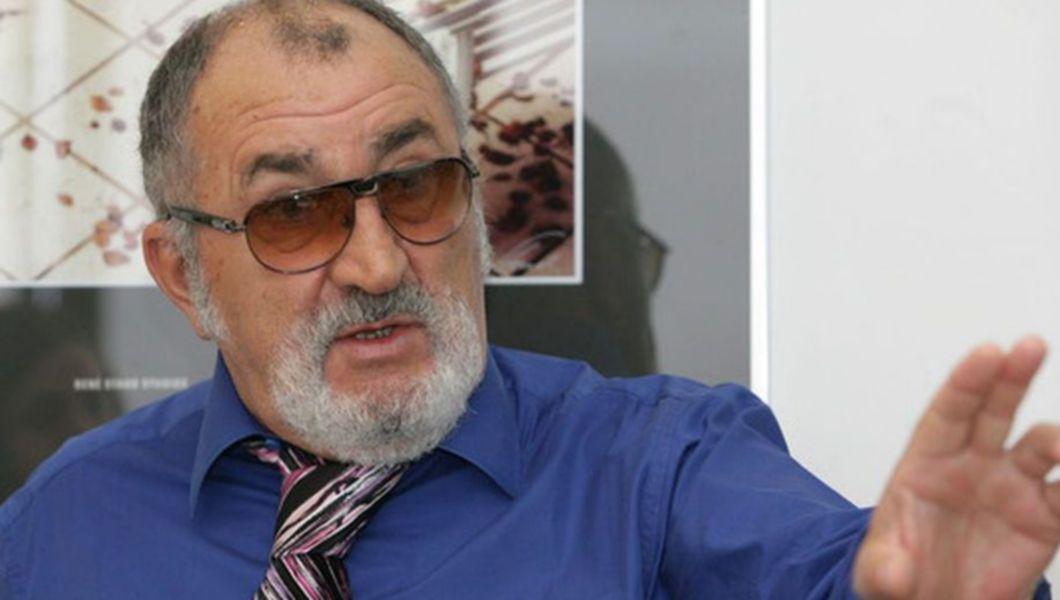 Ce Mandrete De Baiat Are Ion Tiriac Cu Ziarista Egipteana Karim Mihai Ii Seamana Leit Buna Ziua Iasi Bzi Ro