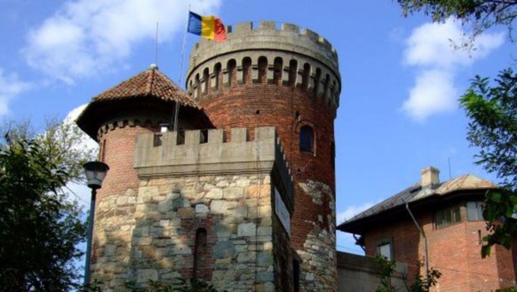 Castelul Tepes Din Inima Bucurestiului De La Turn De Apa La Sediu De Garnizoana Buna Ziua Iasi Bzi Ro