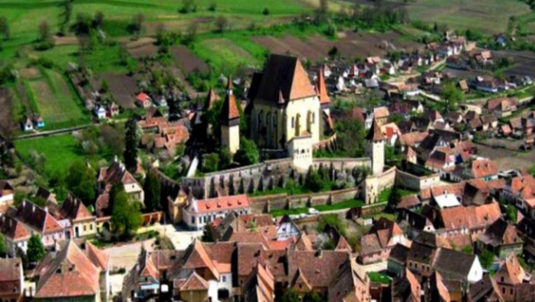 Biserica Fortareata Din Biertan Sibiu Bzi Ro