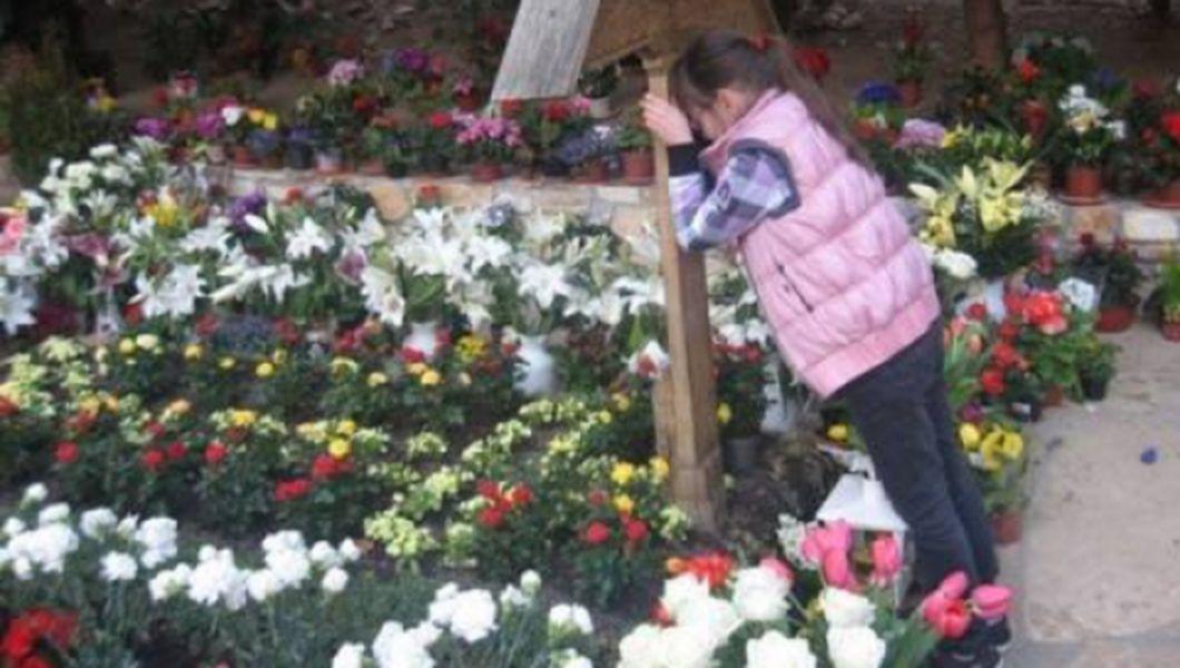 Dezastru La Mormantul Lui Arsenie Boca Ce S A Intamplat In Locul Unde Hodineste Sfantul Ardealului Buna Ziua Iasi Bzi Ro