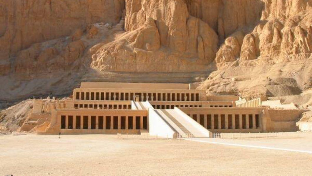 Templul Reginei Hatshepsut Din Luxor Galerie Foto Buna Ziua Iasi Bzi Ro