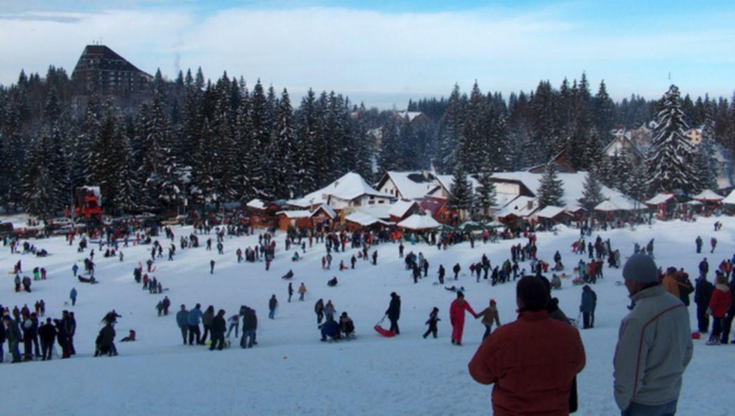 Domeniul Schiabil Din Poiana Brasov A Fost Deschis In Totalitate Bzi Ro