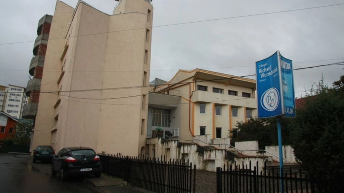 Un colegiu particular din Iasi primeste cateva imobile abandonate din administrarea Liceului Tehnologic de Mecatronica si Automatizari