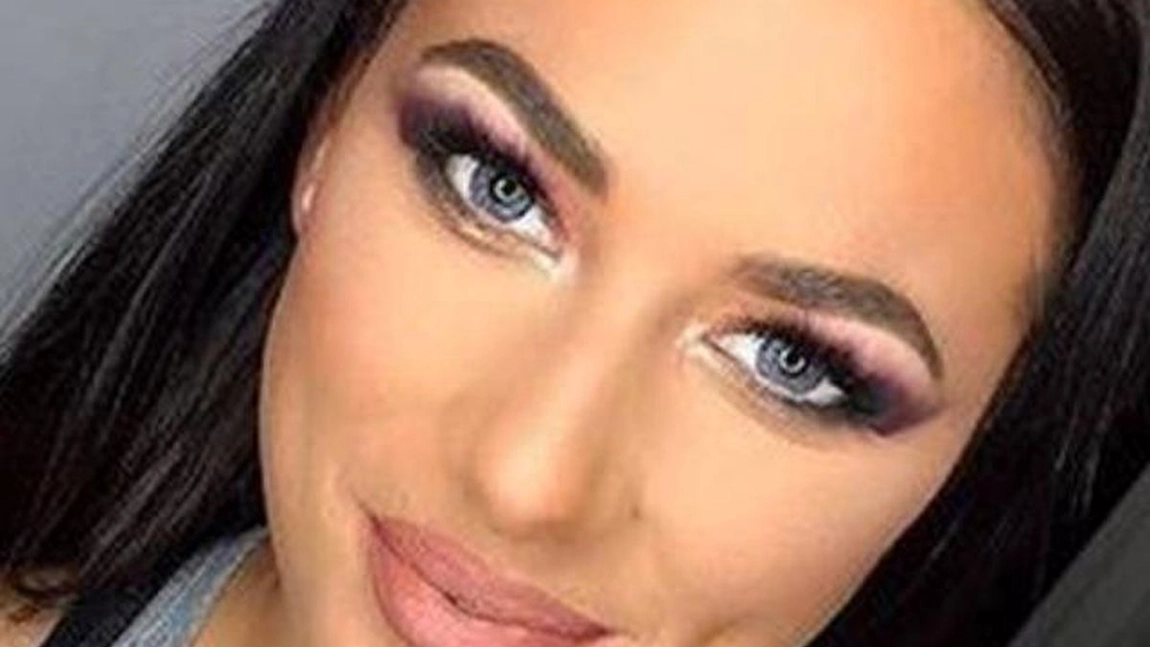 Roxana Vancea, fotografiata goala complet! Imaginea a ajuns pe internet - FOTO