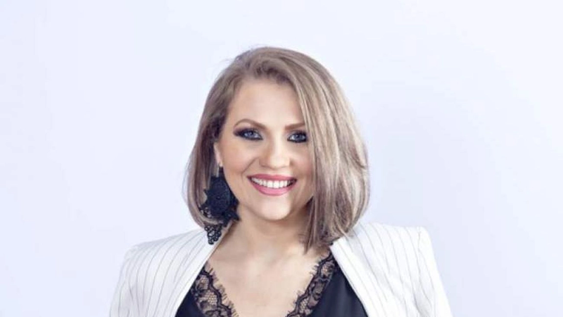 Mirela Vaida, poza nud pe pagina de Facebook: 
