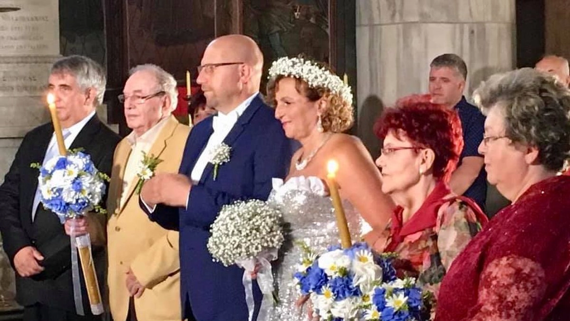 Ar putea fi numit evenimentul monden al anului in lumea medicala din Iasi! Prof. Dr. Diana Cimpoesu a sarbatorit 25 de ani de casnicie - FOTO