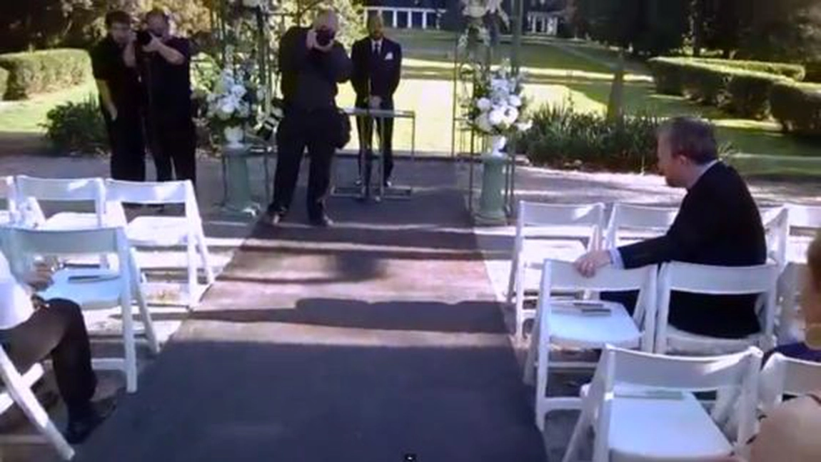 Mirele spion. Cum arata o nunta filmata cu o camera ascunsa - VIDEO