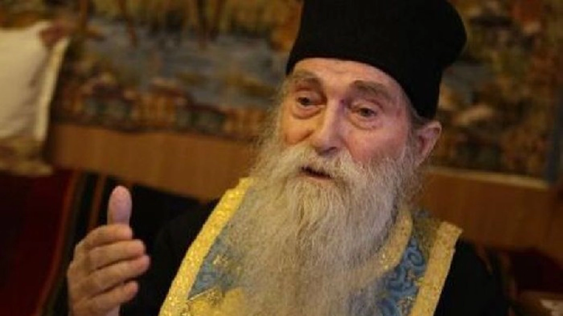Parintele Arsenie Papacioc: numai asa vom scapa de farmece, vraji, si blesteme.. alta cale nu exista