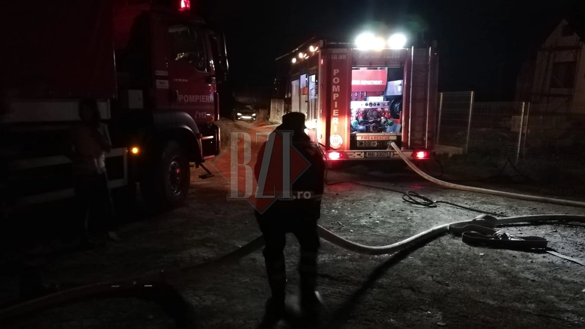 EXCLUSIV/UPDATE! Incendiu la Valea Adanca! Pompierii intervin in forta - FOTO/LIVE VIDEO
