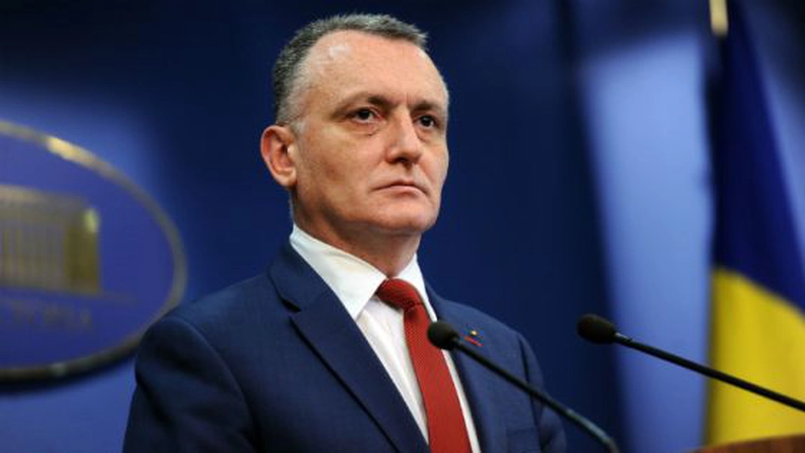 Ministrul Sorin Cîmpeanu: ”Elevii din clasele terminale să meargă la școală fizic și în scenariul roșu”