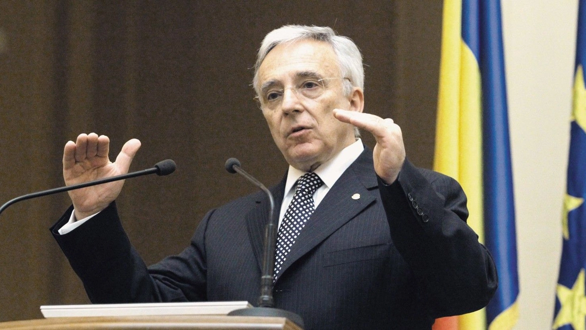 Primele declaraţii ale guvernatorului BNR, Mugur Isărescu, despre angajarea Vioricăi Dăncilă: „Este foarte disciplinară”