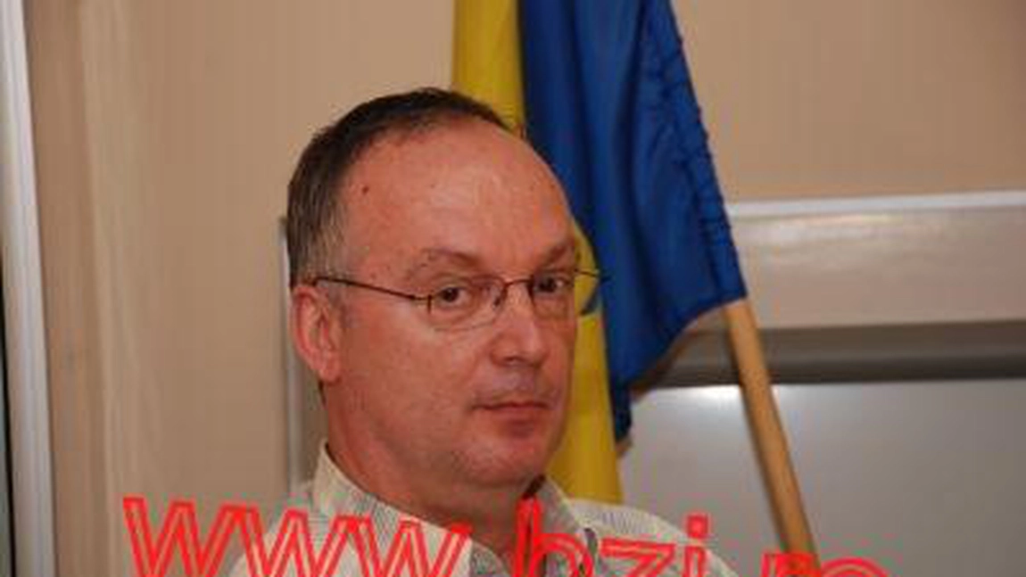 Fostii angajati de la fabricile din Iasi cauta disperati arhivele 