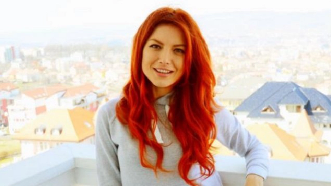 Arata perfect, dar crezi ca tine dieta? Uite ce mananca Elena Gheorghe in weekend!