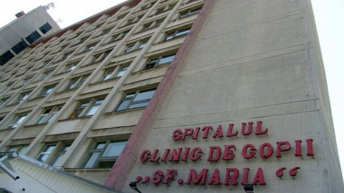 O comisie va analiza cazul celor doi gemeni decedați într-un spital din Iași