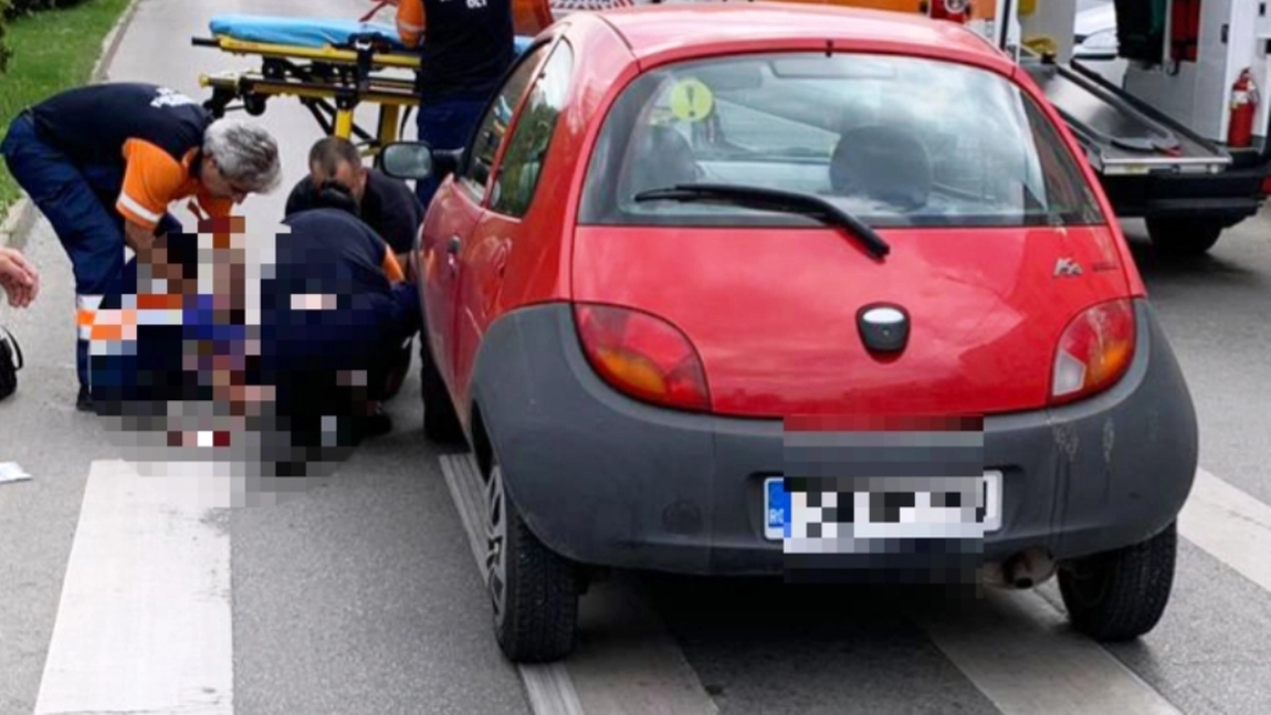 A fost lovită de un autoturism. A ajuns de urgență la spital