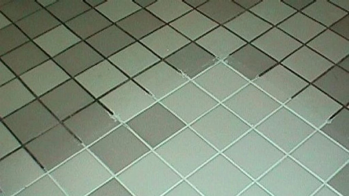 Cum se cureti eficient rosturile dintre faianta si gresie