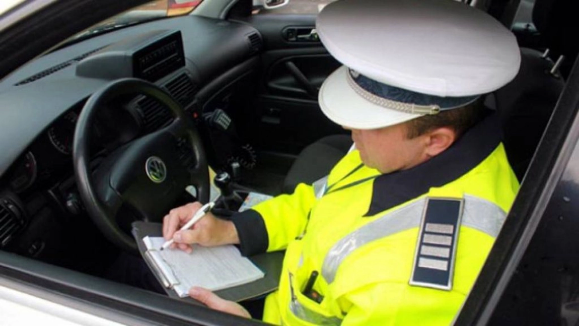 Beat și fără permis de conducere. Așa a fost prins un ieșean la volan