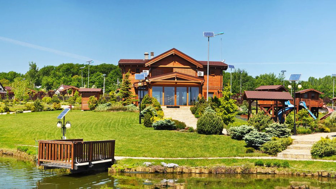 Vouchere de vacanță. Cazările s-au scumpit cu 55% în acest an, faţă de 2017