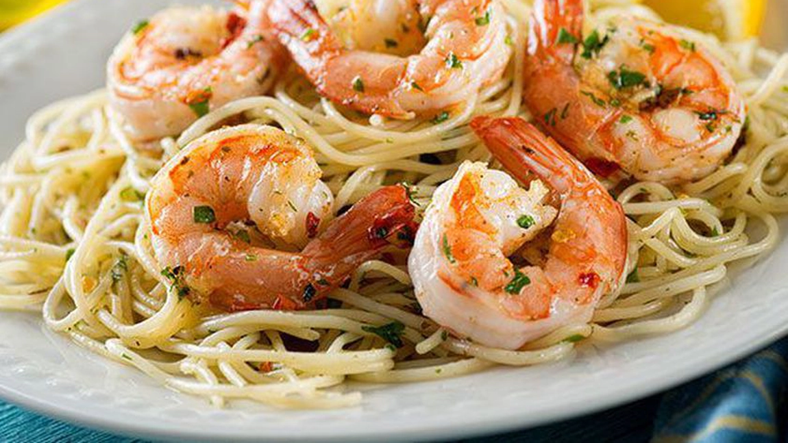 Paste cu creveti si sos de lamaie