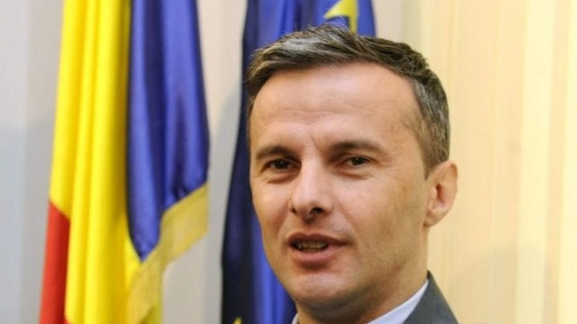 Economistul Cristian Socol, despre scăderea ratingul Standard & Poor's. Dă vina pe Florin Câțu