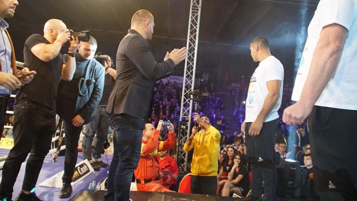 Dynamite Fighting Show a început. Imagini de senzație de la eveniment