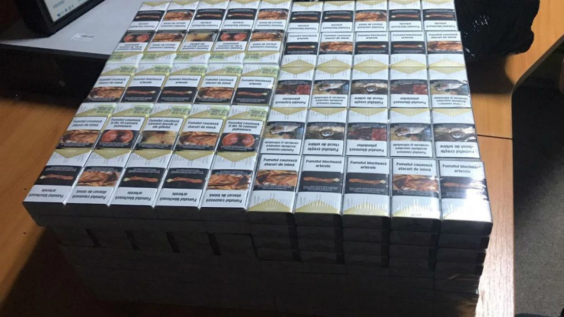 Țigări de contrabandă, descoperite la P.T.F. Oancea