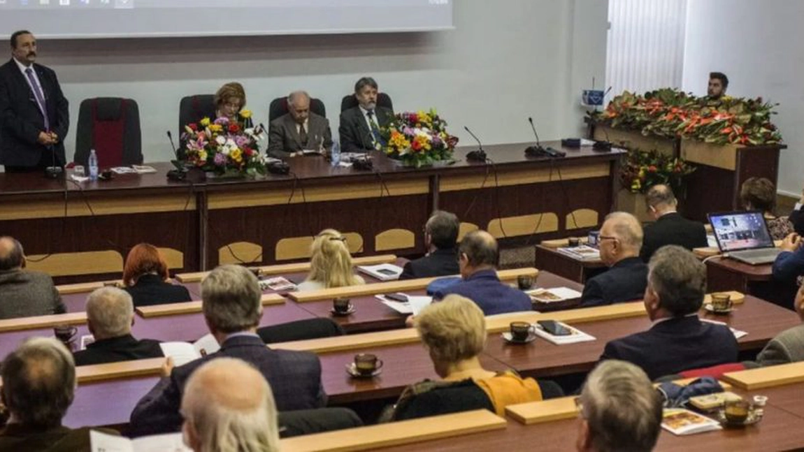 Universitatea Tehnică și-a premiat cercetătorii, profesorii emeriți și seniori și membrii de onoare ai comunității academice