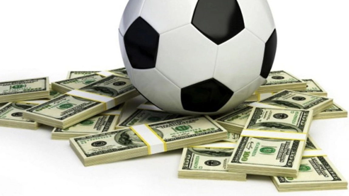 Un cunoscut atacant, reținut într-un dosar de trafic de droguri