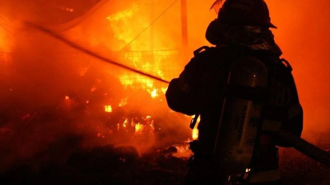 Incendiu la o fabrică din Sebeș. Flăcările au produs pagube de 100.000 de euro