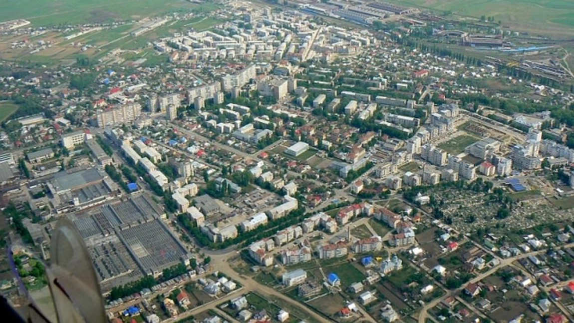 Nimeni nu vrea o proprietate cu 16 încăperi! Se vinde cu 157.000 de euro