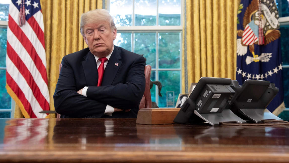 Nebunie în SUA! Începe procedura de demitere şi punere sub acuzare a lui Donald Trump