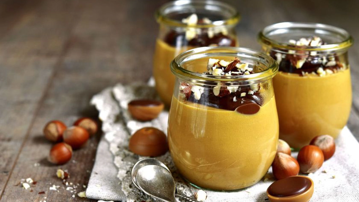 Mousse de caramel şi ciocolată albă