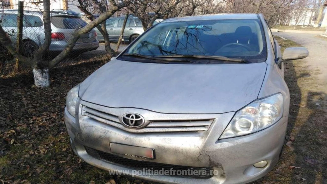 A încercat să treacă vama cu o mașină furată din Italia