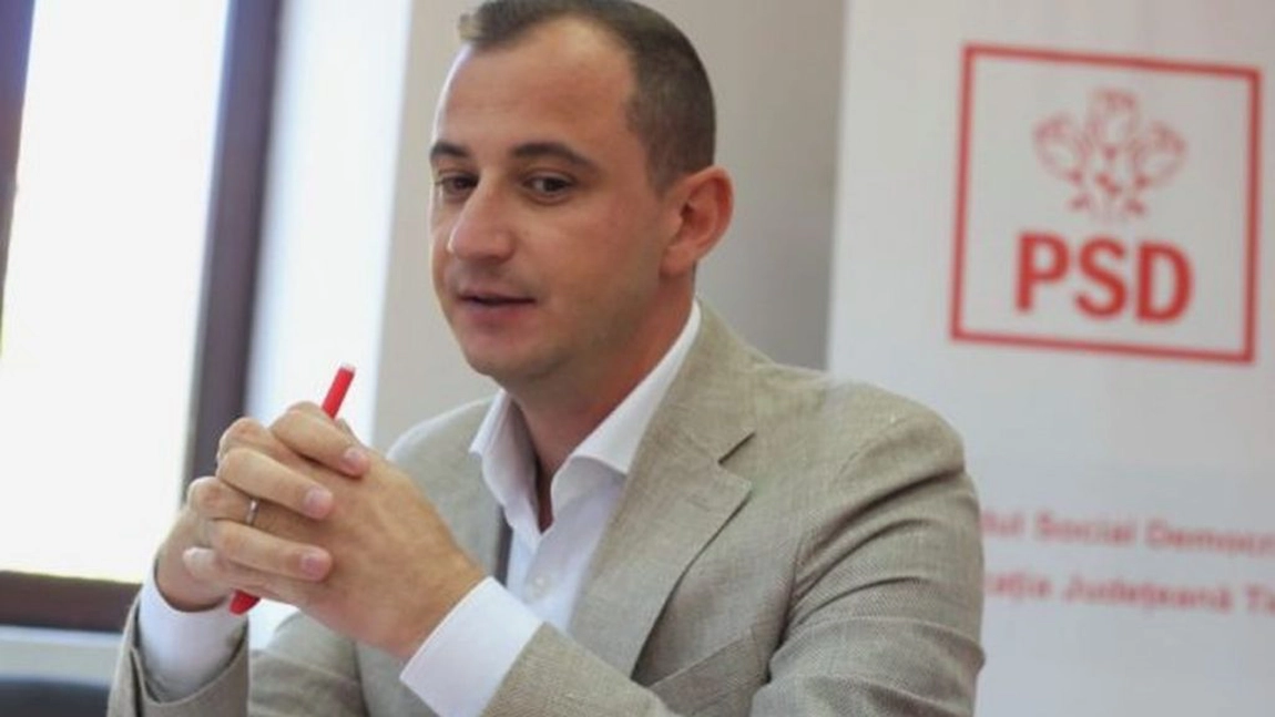 Acuzații grave aduse de Alfred Simonis premierului Ludovic Orban: „O dovadă certă de imoralitate și de lichelism politic!“