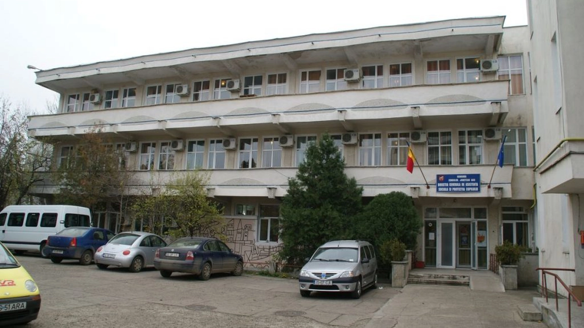 Se fac înscrieri, iar salariile sunt motivante! DGASPC oferă în acest an 75 de locuri de muncă pentru asistenții maternali! Iată care sunt criteriile de eligibilitate