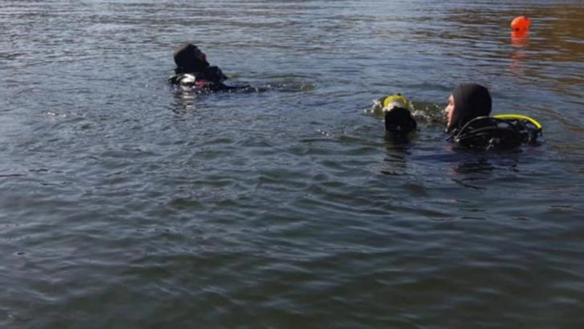 Un marinar a căzut peste bordul unei nave