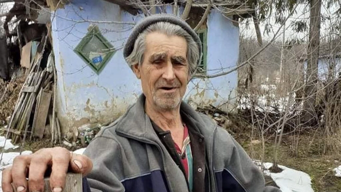 A murit la câteva zile după ce a făcut această fotografie! Ce ascundea acest bătrân din Iași tuturor celor care au vrut să-l ajute? Povestea lui este halucinantă - FOTO