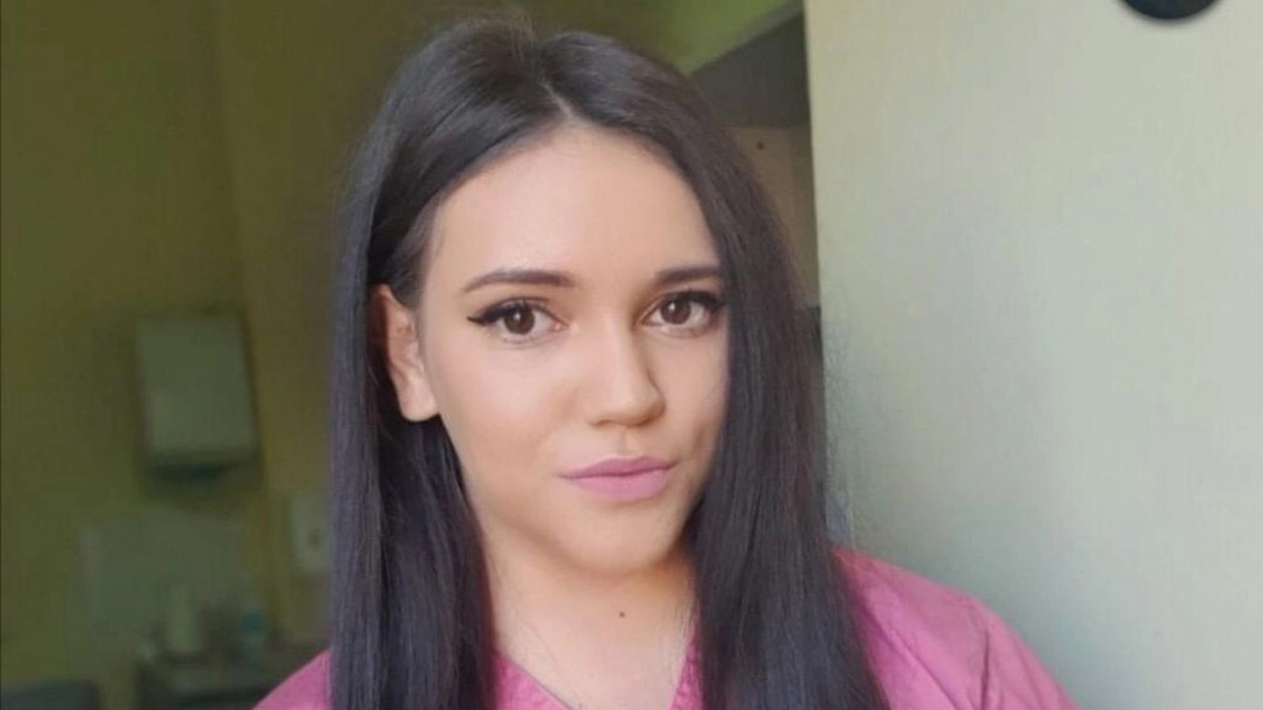 O frumoasă studentă de la UMF ascunde un secret teribil! Nimeni nu s-ar fi așteptat ca ea să sufere de o boală unică în România. Ce îi poate pune viața în pericol într-o singură secundă?