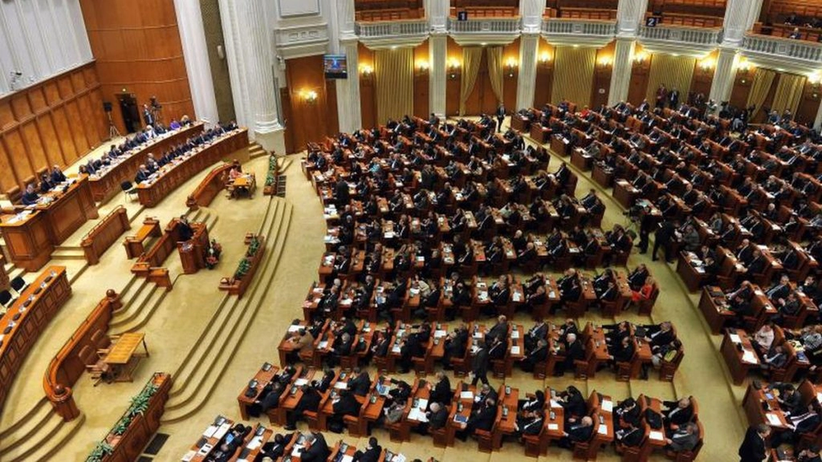 Patru deputaţi trec la PNL! Iată lista celor care s-au înscris în partid