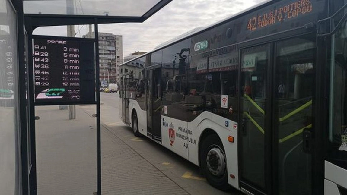 Ieșenii pot vedea timpii de așteptare în stații. Au fost montate panouri digitale