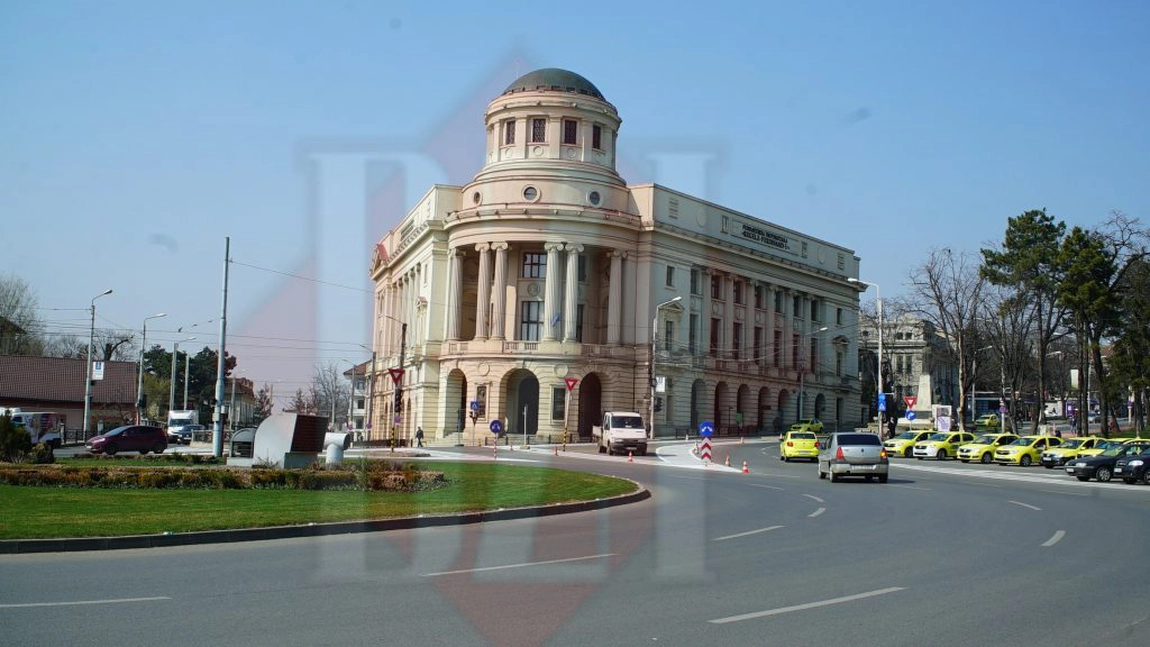 Prima sală cu acces liber la raft din sediul central al Bibliotecii Centrale Universitare „Mihai Eminescu” Iaşi - VIDEO