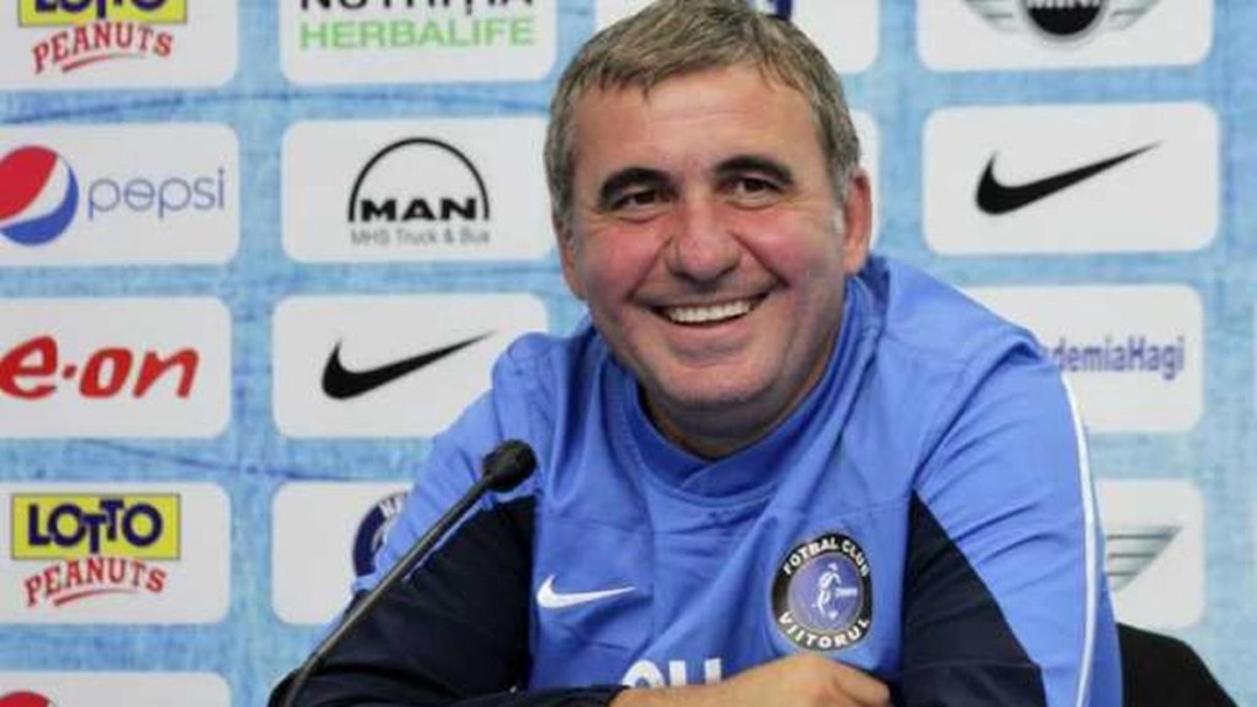 Imagini de senzație cu Gică Hagi. Acesta a acceptat provocarea și a ținut duble cu hârtia igienică - Video