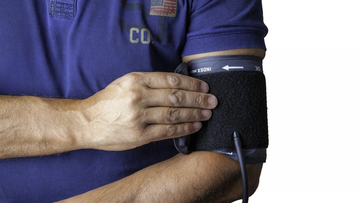 Hipertensiunea arterială și coronavirusul: care sunt riscurile