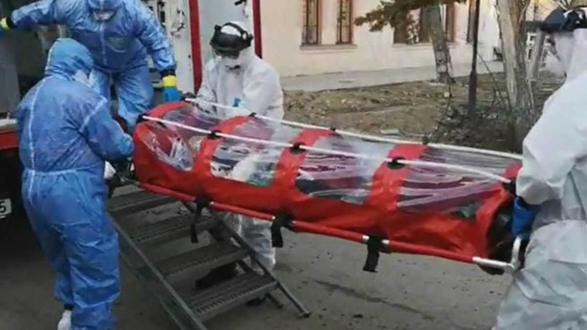 Un student a fost dus la spital, direct de la cursuri. S-a întors recent din Italia - VIDEO